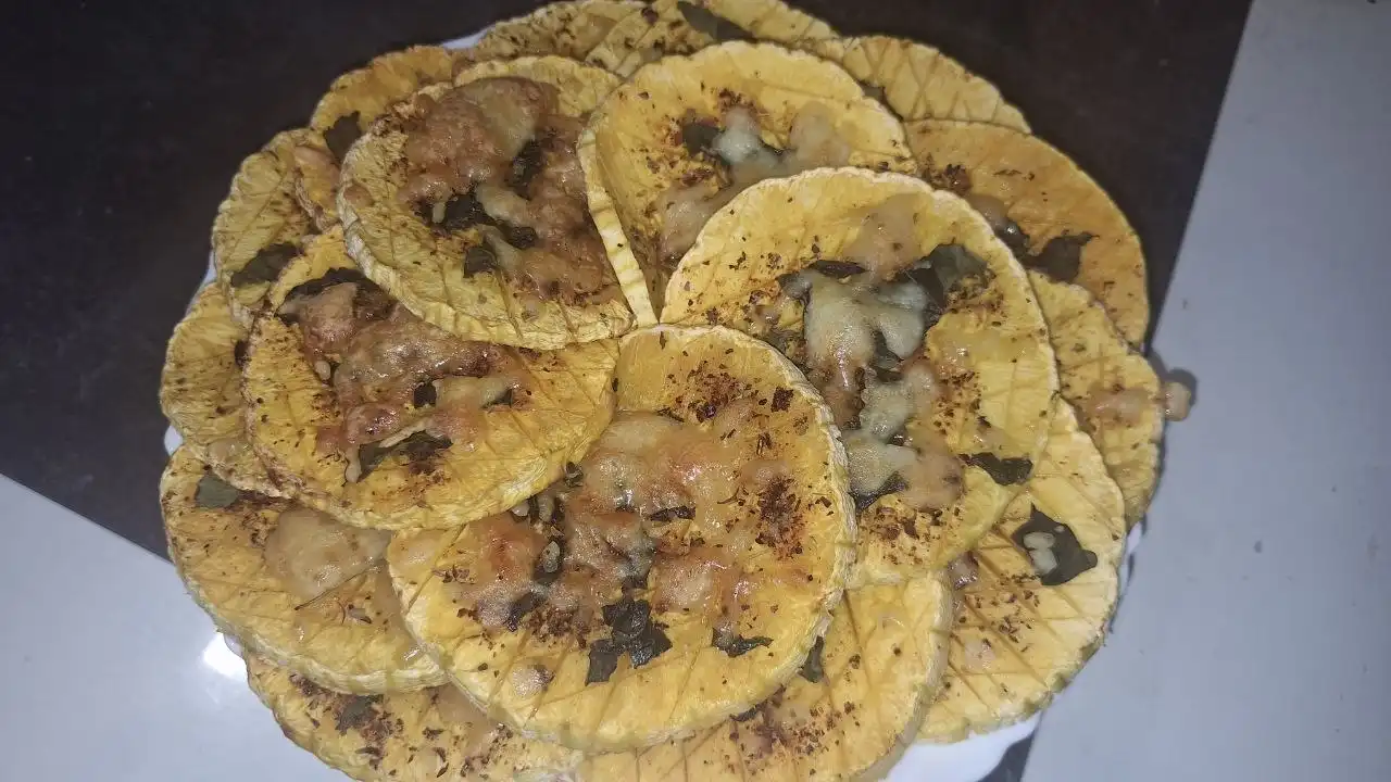 Запечённая тыква с сыром и ароматными специями
